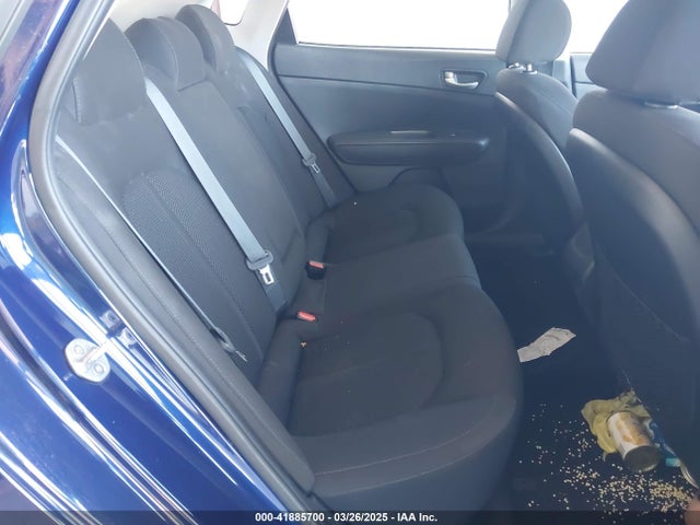 5XXGT4L33KG308347 KIA Optima Lx