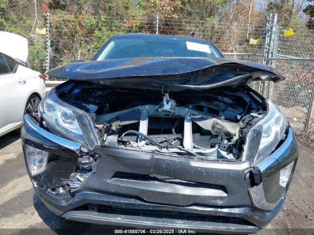 JA4AS3AAXLZ033153 Mitsubishi Eclipse Cross Es 1.5t