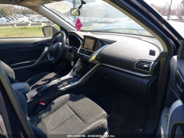 JA4AS3AAXLZ033153 Mitsubishi Eclipse Cross Es 1.5t