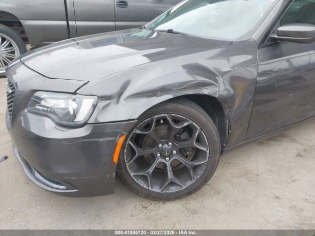 2C3CCABGXKH708182 Chrysler 300 300s
