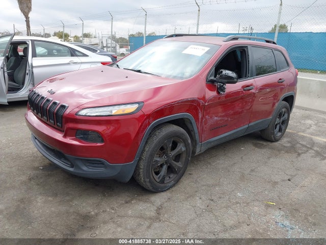 1C4PJMAB8HW569111 Jeep Cherokee Altitude 4x4