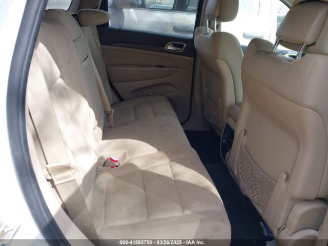 1C4RJFAG9EC104611 Jeep Grand Cherokee Laredo