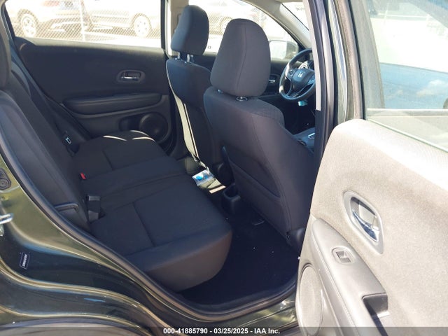 3CZRU5H37JG703433 Honda HR-V LX
