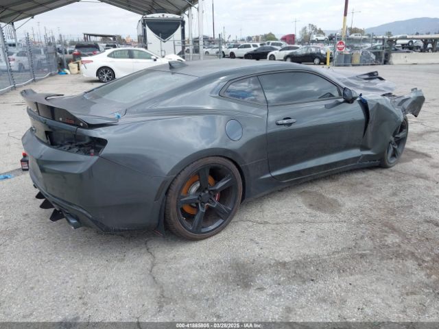 2018 CHEVROLET CAMARO 1G1FF1R73J0141976 Photo 3