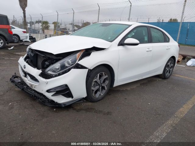 3KPF24AD8ME332309 KIA Forte Lxs