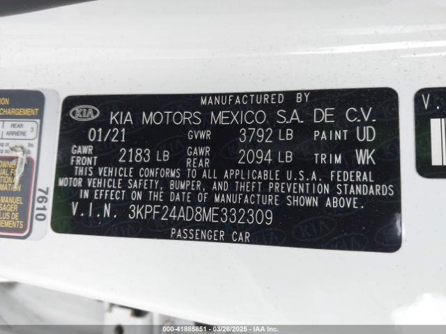 3KPF24AD8ME332309 KIA Forte Lxs