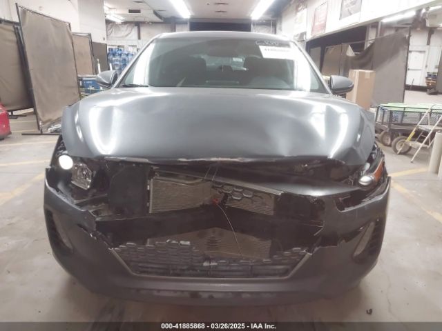 KMHH35LE8JU013423 Hyundai ELANTRA GT