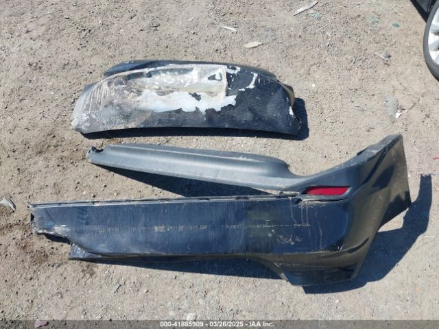 4T1B11HK4JU067885 Toyota CAMRY LE