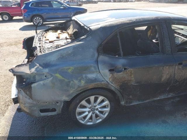 4T1B11HK4JU067885 Toyota CAMRY LE