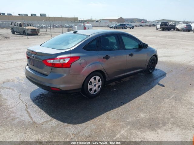 1FADP3E28EL109892 Ford FOCUS S