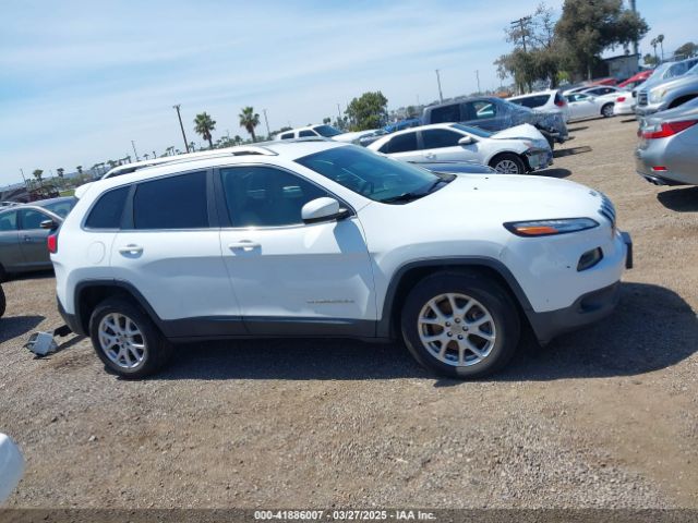 1C4PJLCS5FW584606 Jeep Cherokee Latitude
