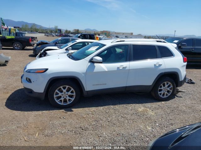 1C4PJLCS5FW584606 Jeep Cherokee Latitude