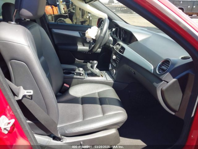 WDDGF4HB3EA952668 Mercedes-Benz C 250 Luxury/sport