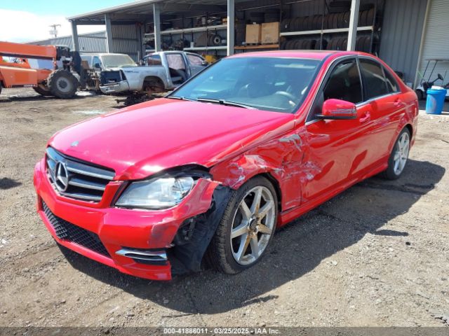 WDDGF4HB3EA952668 Mercedes-Benz C 250 Luxury/sport