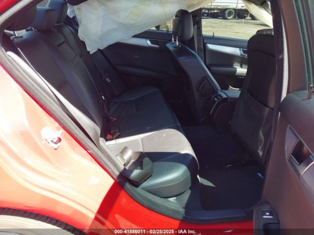 WDDGF4HB3EA952668 Mercedes-Benz C 250 Luxury/sport
