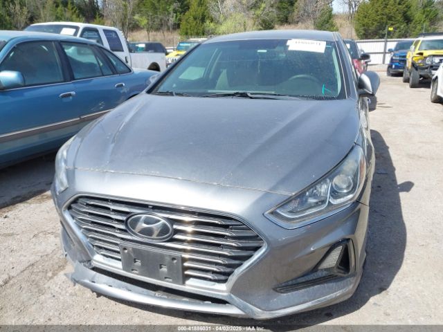 5NPE24AF2KH751116 Hyundai SONATA SE