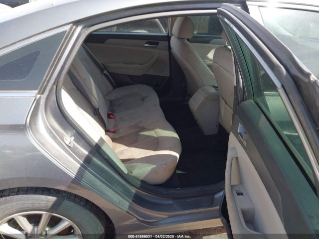 5NPE24AF2KH751116 Hyundai SONATA SE