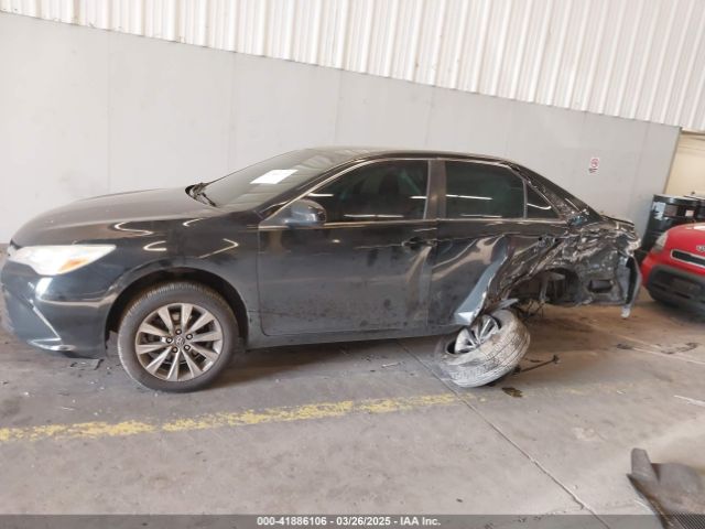 4T1BF1FKXHU677837 Toyota CAMRY XLE