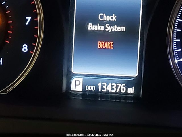 4T1BF1FKXHU677837 Toyota CAMRY XLE