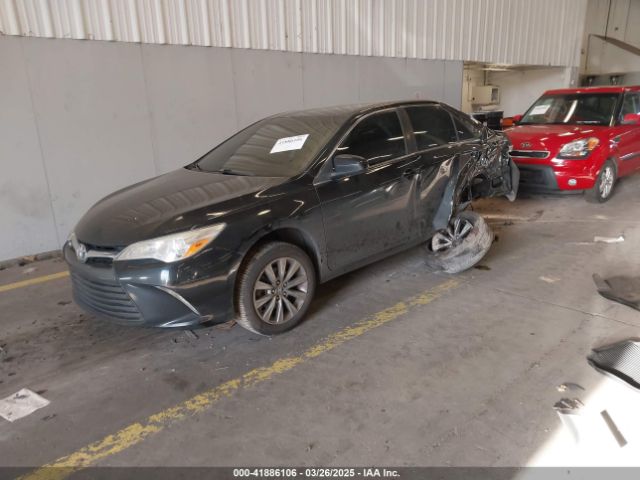 4T1BF1FKXHU677837 Toyota CAMRY XLE