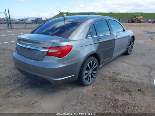 2013 CHRYSLER 200 1C3CCBBB5DN513529 Photo 3