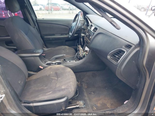 2013 CHRYSLER 200 1C3CCBBB5DN513529 Photo 4