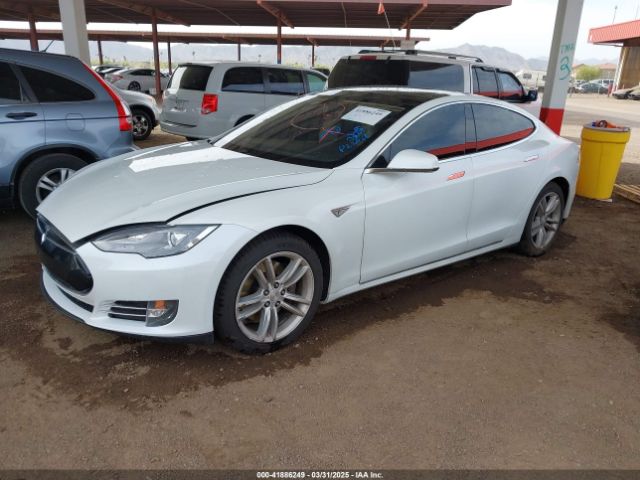 2013 TESLA MODEL S 5YJSA1CG8DFP22036 Photo 1