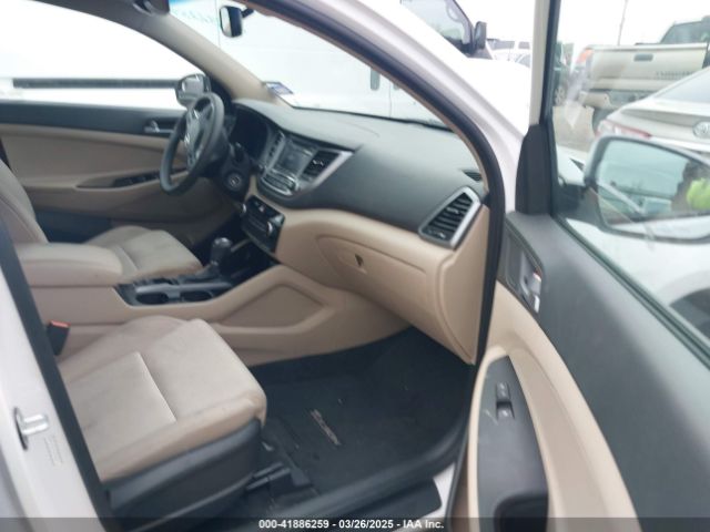 KM8J23A4XGU238521 Hyundai TUCSON SE