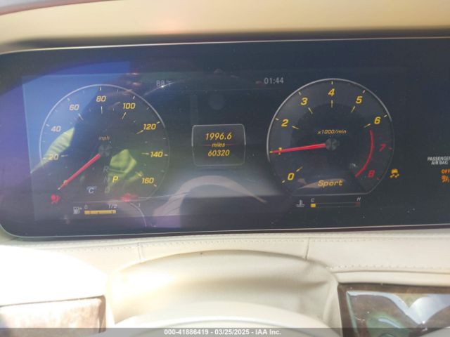 WDDUG8DB1JA369202 Mercedes-Benz S 560