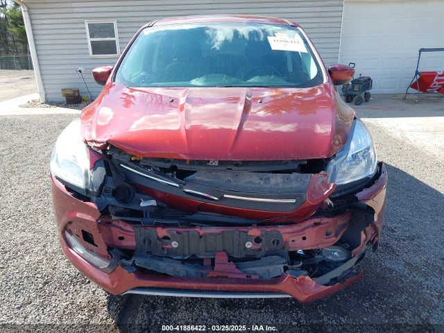 1FMCU0G7XGUC54124 Ford ESCAPE SE