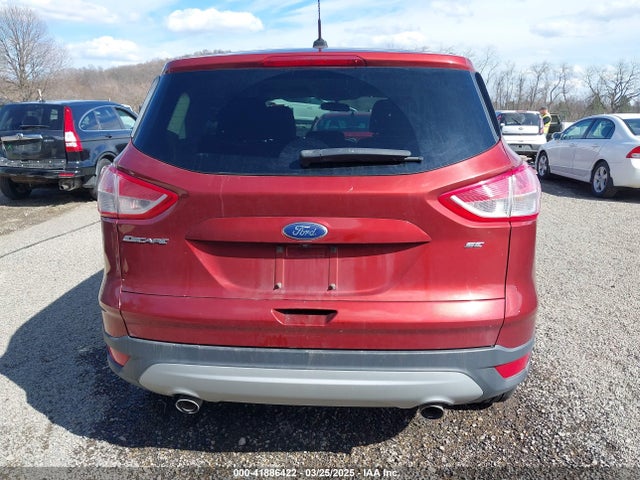 1FMCU0G7XGUC54124 Ford ESCAPE SE