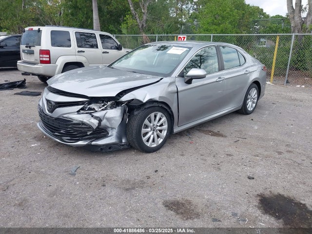 4T1B11HK6KU181324 Toyota CAMRY LE