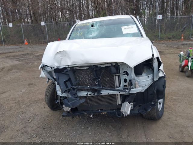 3TYAX5GN3NT062077 Toyota Tacoma Sr