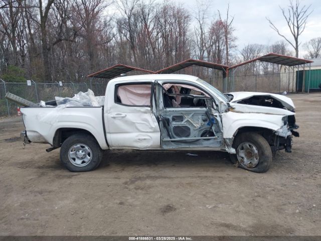 3TYAX5GN3NT062077 Toyota Tacoma Sr