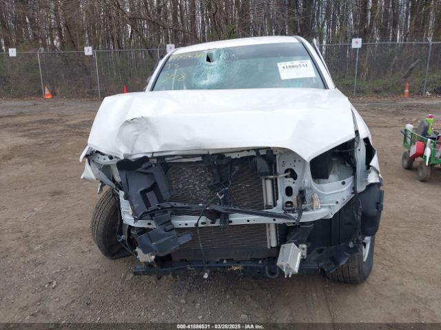 3TYAX5GN3NT062077 Toyota Tacoma Sr