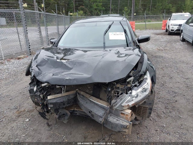 1N4AL3AP2JC118002 Nissan Altima 2.5 S