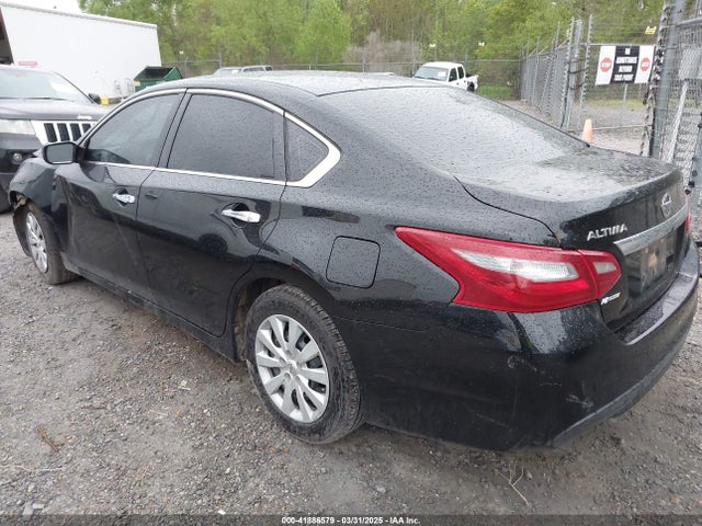 1N4AL3AP2JC118002 Nissan Altima 2.5 S