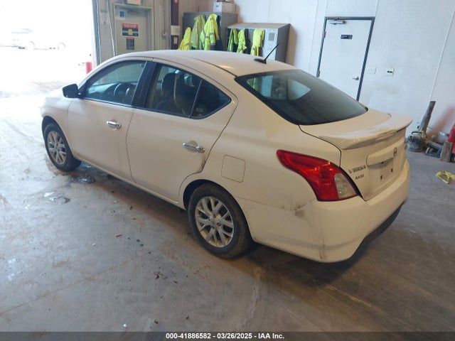 3N1CN7AP0JL857140 Nissan Versa 1.6 Sv