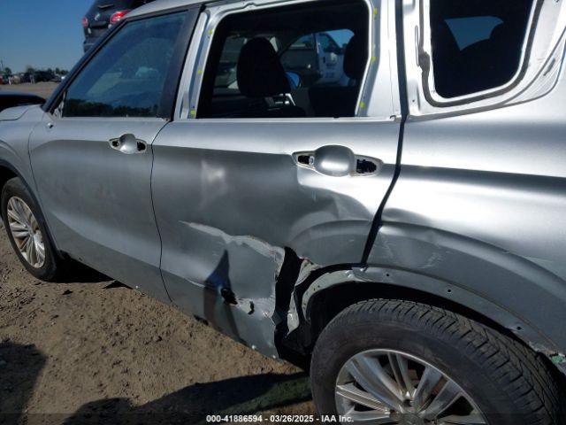 JA4J3TA83NZ019236 Mitsubishi Outlander Es 2.5 2wd