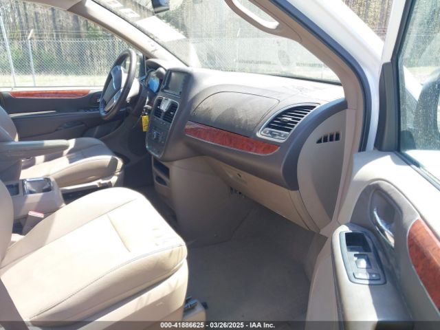 2C4RC1BG9ER148966 Chrysler Town & Country Touring