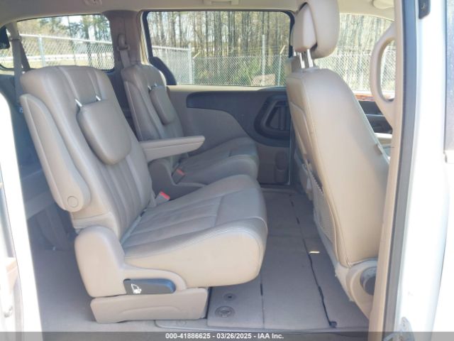 2C4RC1BG9ER148966 Chrysler Town & Country Touring