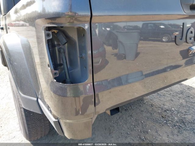 1C6HJTAG4NL168041 Jeep Gladiator Sport S 4x4