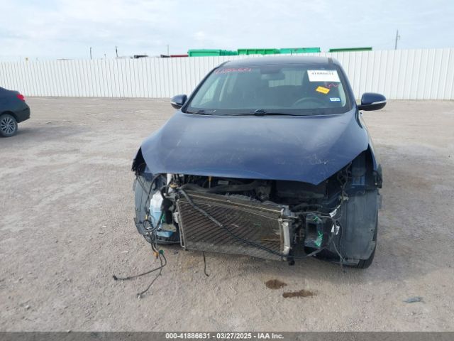 5XYPG4A57KG477968 KIA Sorento 3.3l Lx