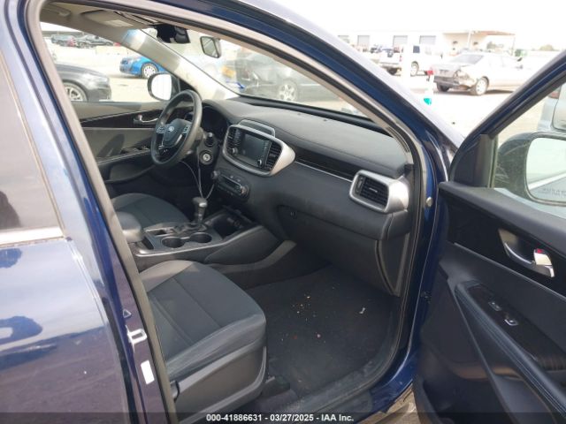 5XYPG4A57KG477968 KIA Sorento 3.3l Lx