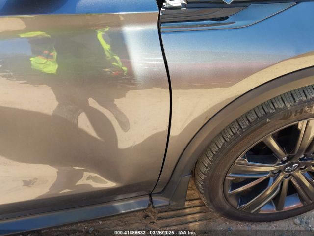 3PCAJ5M3XLF119022 Infiniti Qx50 Essential Awd
