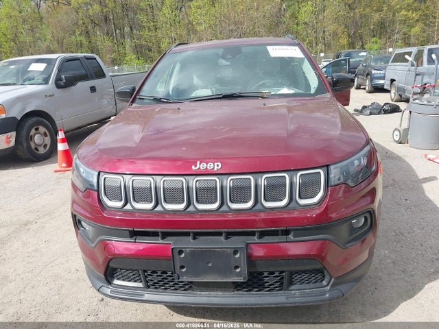 3C4NJCBB2NT139933 Jeep Compass Latitude Fwd