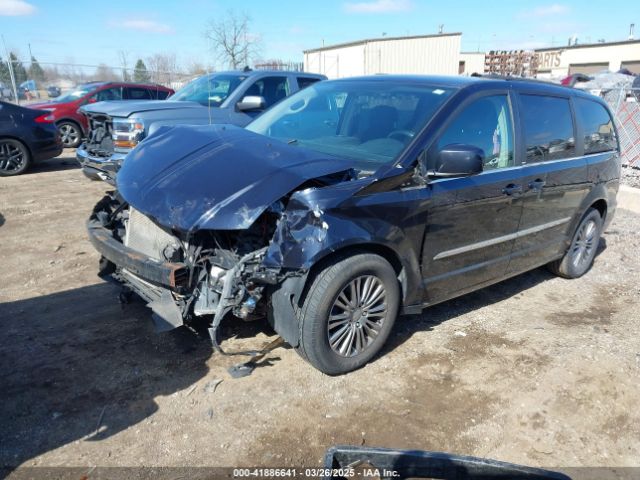 2011 CHRYSLER TOWN & COUNTRY 2A4RR5DG4BR614120 Photo 1