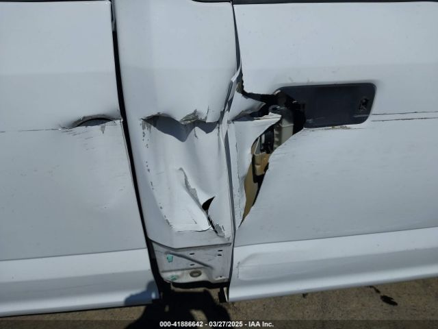 1FTMF1E86HKC01695 Ford F-150 Xl