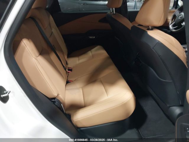 2T2BAMCA3SC092209 Lexus t24a-fts