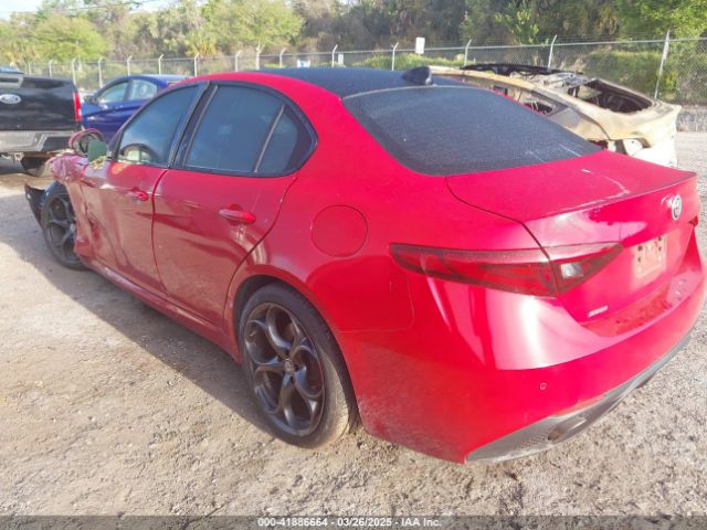 ZARFAECN2J7587523 Alfa Romeo Giulia Ti Sport Rwd